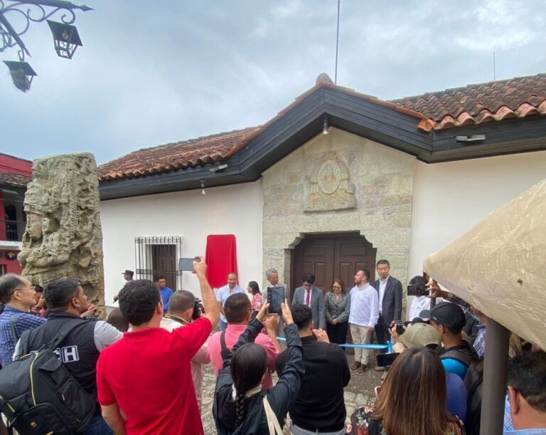 Visita de supervisión de reinauguración del Museo Regional de Arqueología Maya